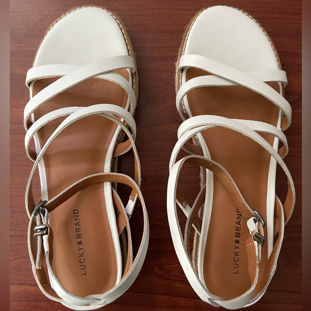 Lucky Brand white wedge sandal with crisscross straps women’s size 8.5